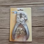 انبرسوراخ کن و پرچ کن ساخت چین این ابزار دارای دو دهانه مجزا، یکی برای سوراخ کردن و دیگری برای پرچ کردن می باشد